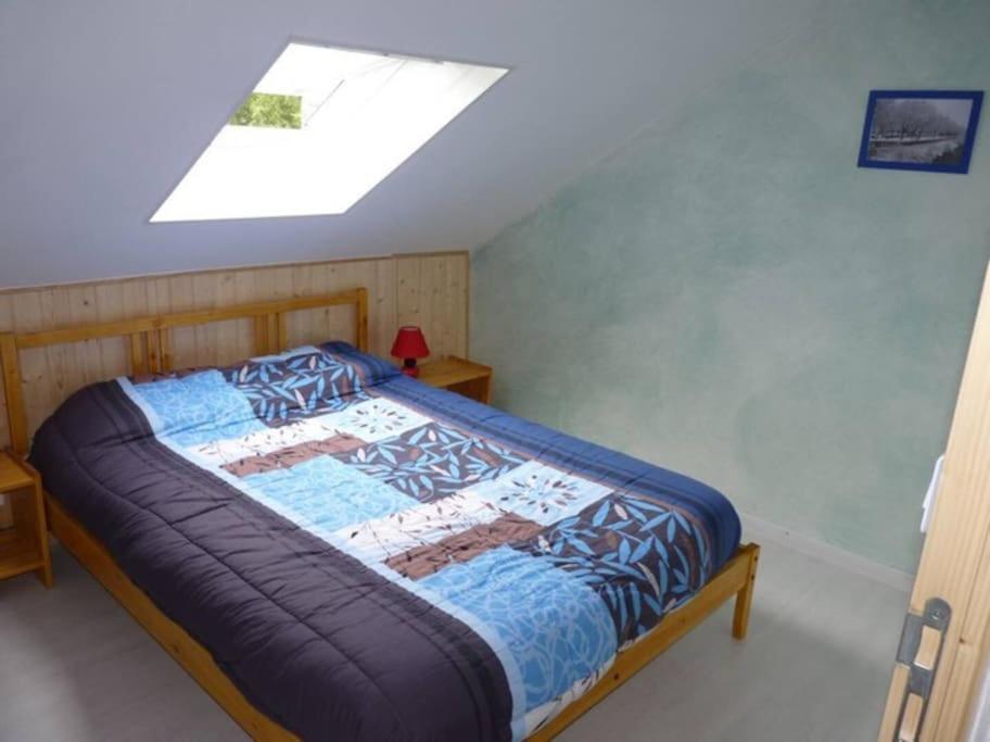 Maison Lumineuse Et Spacieuse Avec Terrain 라루브불 외부 사진